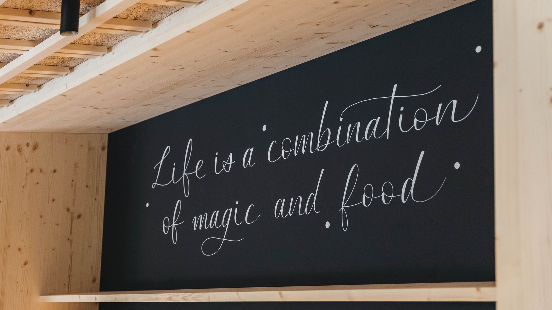 Kraftplatz am Schlern und himmlischer Genuss: Restaurant Anima Kraftplatz am Schlern und himmlischer Genuss: Restaurant Anima